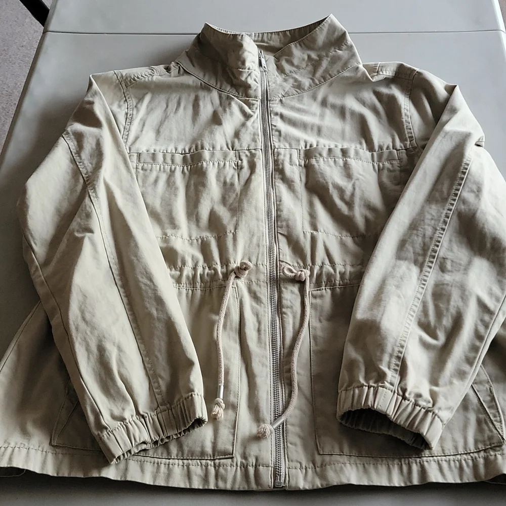 Spring Jacket light weight - Picture 3 of 3